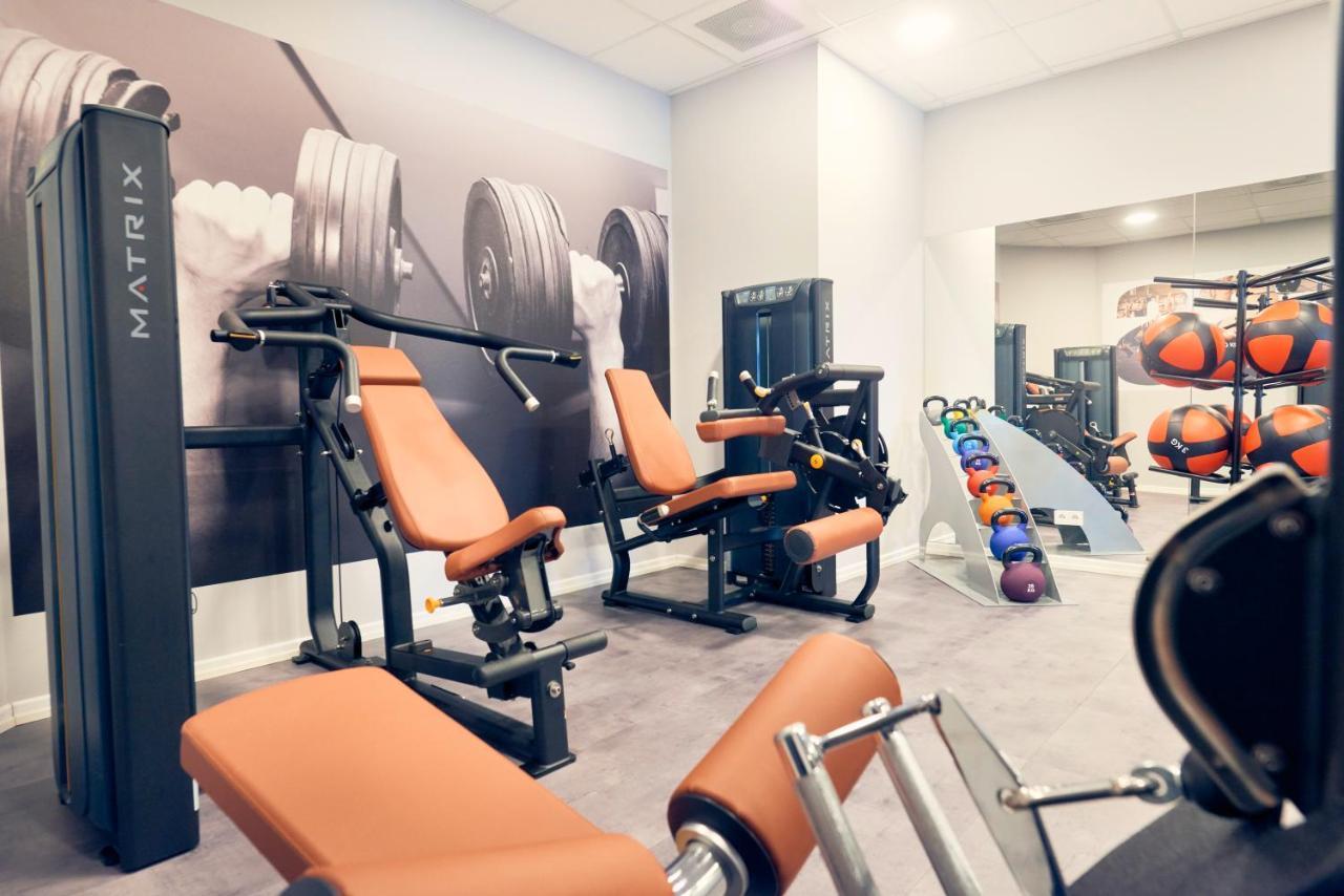 Vila Vita Rosenpark Marburg Eksteriør bilde The gym at the hotel