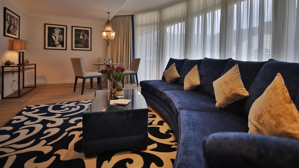 Vila Vita Rosenpark Marburg Eksteriør bilde A suite at the hotel