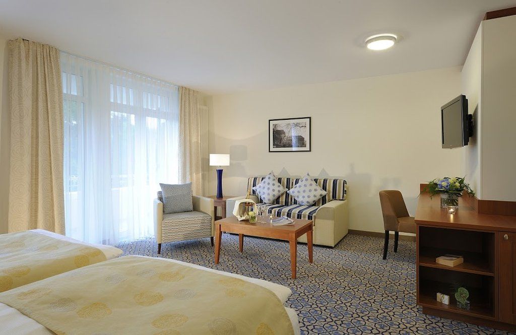Vila Vita Rosenpark Marburg Eksteriør bilde A typical hotel room